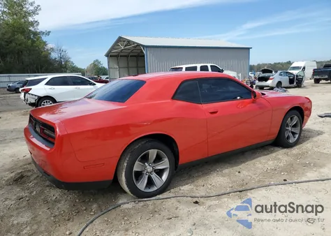 2017 Dodge Challenger Sxt z USA, uszkodzony, nr VIN 2C3CDZAG2HH550152